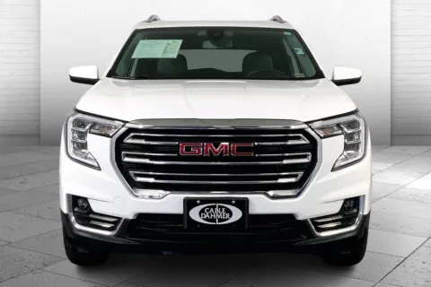Photos of 2024 GMC Terrain AWD SLT for sale in Lee's Summit, MO at Cable Dahmer Kia of Lee's Summit