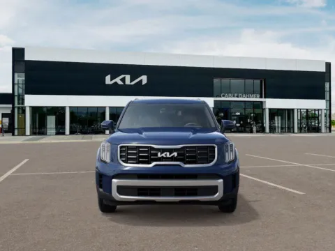 Photos of 2025 Kia Telluride S for sale in Lee's Summit, MO at Cable Dahmer Kia of Lee's Summit