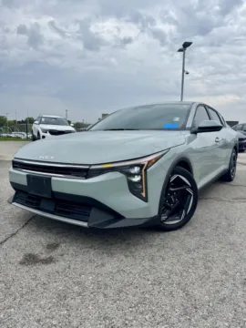 Gray 2025 Kia K4 EX for sale in Lee's Summit, MO