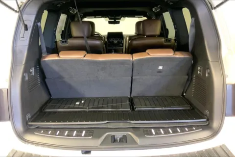 More photos of 2024 Nissan Armada Platinum at Cable Dahmer Kia of Lee's Summit, MO