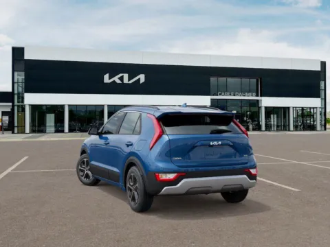 More photos of 2025 Kia Niro EX at Cable Dahmer Kia of Lee's Summit, MO