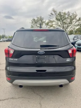 More photos of 2019 Ford Escape SEL at Cable Dahmer Kia of Lee's Summit, MO