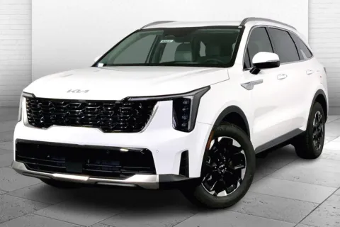 Photos of 2026 Kia Sorento S for sale in Lee's Summit, MO at Cable Dahmer Kia of Lee's Summit