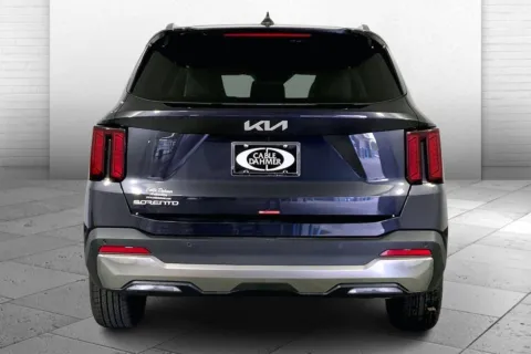 More photos of 2026 Kia Sorento S at Cable Dahmer Kia of Lee's Summit, MO