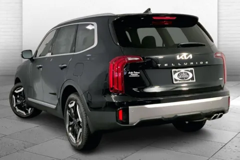 Another view of 2025 Kia Telluride S for sale in Lee's Summit, MO at Cable Dahmer Kia of Lee's Summit