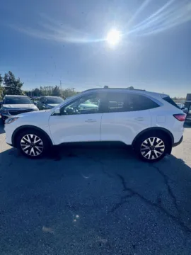 Photos of 2020 Ford Escape SEL for sale in Lee's Summit, MO at Cable Dahmer Kia of Lee's Summit
