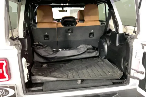 More photos of 2022 Jeep Wrangler Unlimited Rubicon at Cable Dahmer Kia of Lee's Summit, MO