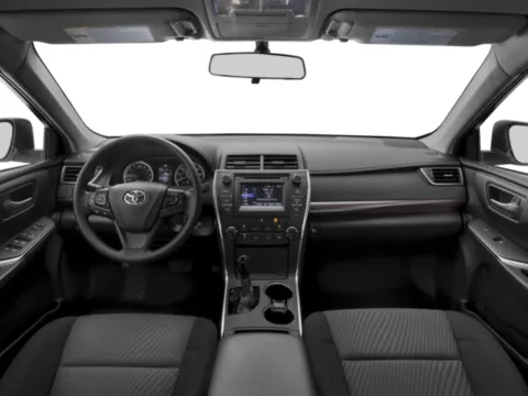 More photos of 2016 Toyota Camry SE at Cable Dahmer Kia of Lee's Summit, MO