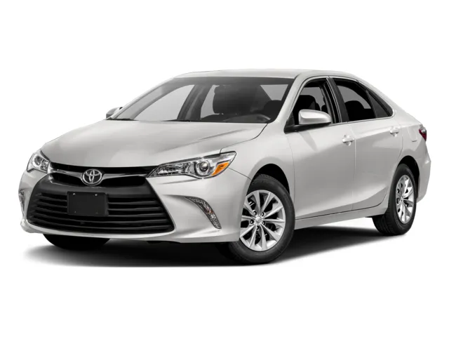 White 2016 Toyota Camry SE for sale in Lee's Summit, MO