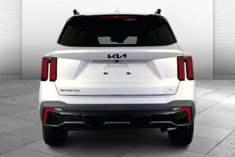 More photos of 2026 Kia Sorento X-Line EX at Cable Dahmer Kia of Lee's Summit, MO