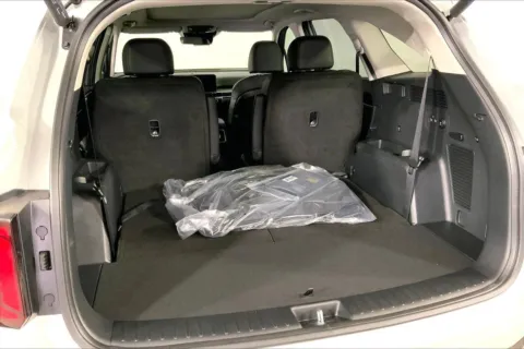 More photos of 2026 Kia Sorento X-Line EX at Cable Dahmer Kia of Lee's Summit, MO