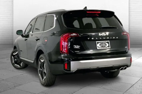 Another view of 2025 Kia Telluride S for sale in Lee's Summit, MO at Cable Dahmer Kia of Lee's Summit