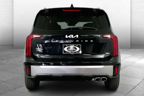 More photos of 2025 Kia Telluride S at Cable Dahmer Kia of Lee's Summit, MO
