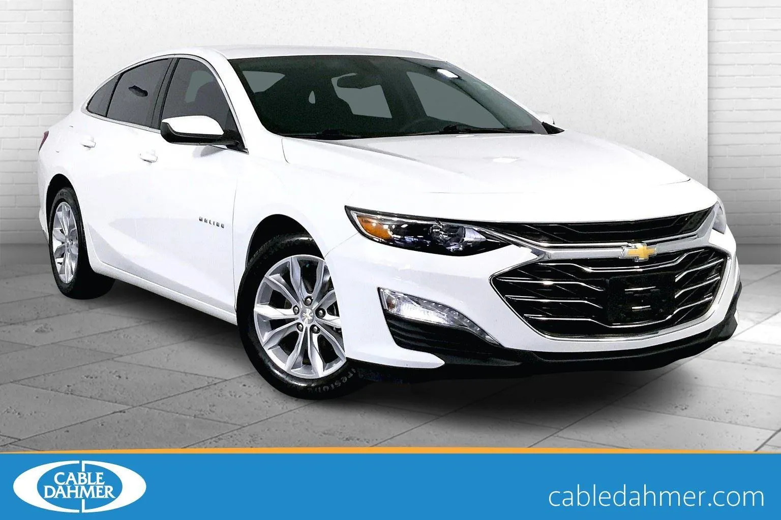 Used 2022 Chevrolet Malibu 1LT with VIN 1G1ZD5ST7NF141984 for sale in Kansas City