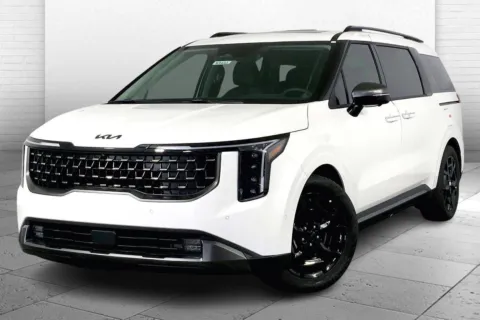 Photos of 2026 Kia Carnival SX Prestige for sale in Lee's Summit, MO at Cable Dahmer Kia of Lee's Summit