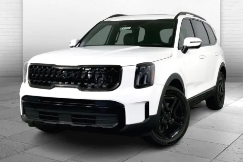 Photos of 2025 Kia Telluride EX for sale in Lee's Summit, MO at Cable Dahmer Kia of Lee's Summit