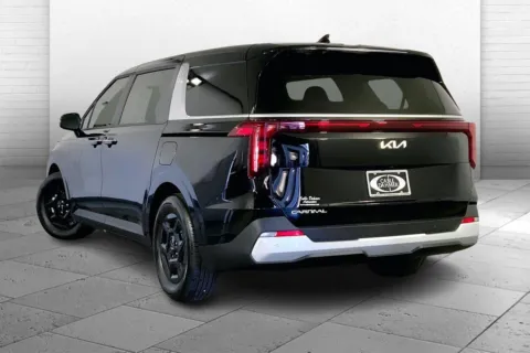 Another view of 2026 Kia Carnival LXS for sale in Lee's Summit, MO at Cable Dahmer Kia of Lee's Summit