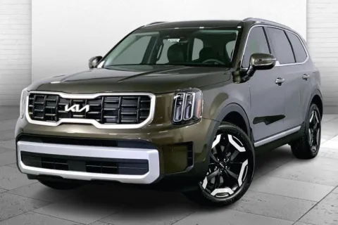 Photos of 2025 Kia Telluride S for sale in Lee's Summit, MO at Cable Dahmer Kia of Lee's Summit