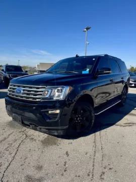 Black 2020 Ford Expedition XLT for sale in Lee's Summit, MO