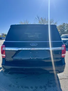 More photos of 2020 Ford Expedition XLT at Cable Dahmer Kia of Lee's Summit, MO