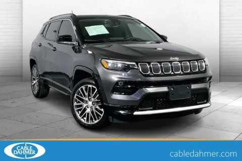 Gray 2022 Jeep Compass Limited for sale in Lee's Summit, MO