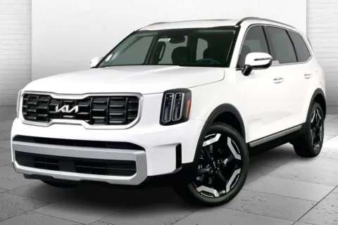 Photos of 2025 Kia Telluride S for sale in Lee's Summit, MO at Cable Dahmer Kia of Lee's Summit