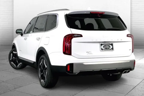 Another view of 2025 Kia Telluride S for sale in Lee's Summit, MO at Cable Dahmer Kia of Lee's Summit