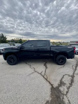 Photos of 2020 Chevrolet Silverado 1500 LT Trail Boss for sale in Lee's Summit, MO at Cable Dahmer Kia of Lee's Summit