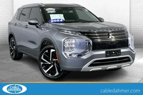 Gray 2024 Mitsubishi Outlander SEL for sale in Lee's Summit, MO