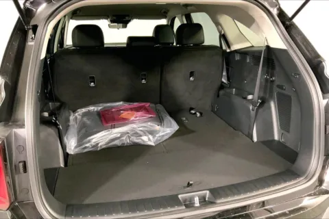 More photos of 2026 Kia Sorento S at Cable Dahmer Kia of Lee's Summit, MO