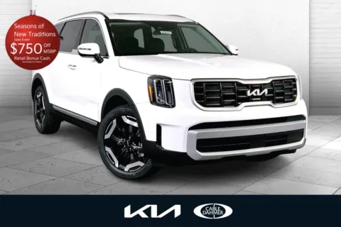 White 2025 Kia Telluride S for sale in Lee's Summit, MO