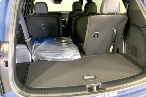 More photos of 2025 Kia Telluride EX X-Line at Cable Dahmer Kia of Lee's Summit, MO