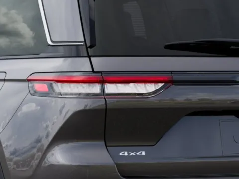 More photos of 2025 Jeep Grand Cherokee Limited at Cable Dahmer Chrysler Dodge Jeep Ram of Kansas City, MO