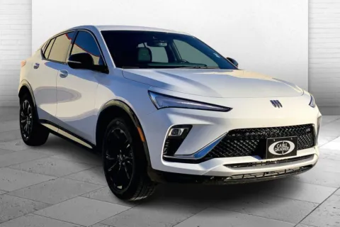 White 2025 Buick Envista Sport Touring FWD for sale in Kansas City, MO