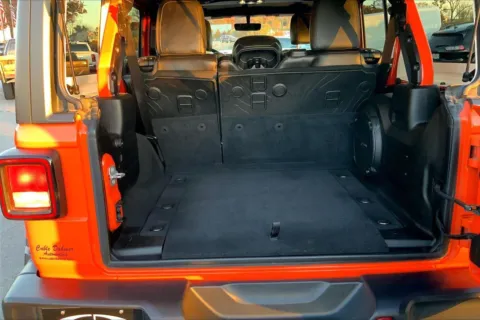 More photos of 2019 Jeep Wrangler Unlimited Sahara 4x4 at Cable Dahmer Chrysler Dodge Jeep Ram of Kansas City, MO