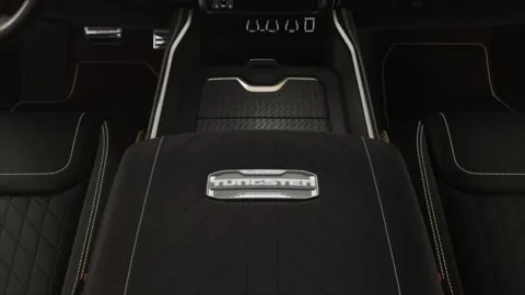 More photos of 2026 RAM Ram 1500 RAM 1500 TUNGSTEN CREW CAB 4X4 at Cable Dahmer Chrysler Dodge Jeep Ram of Kansas City, MO