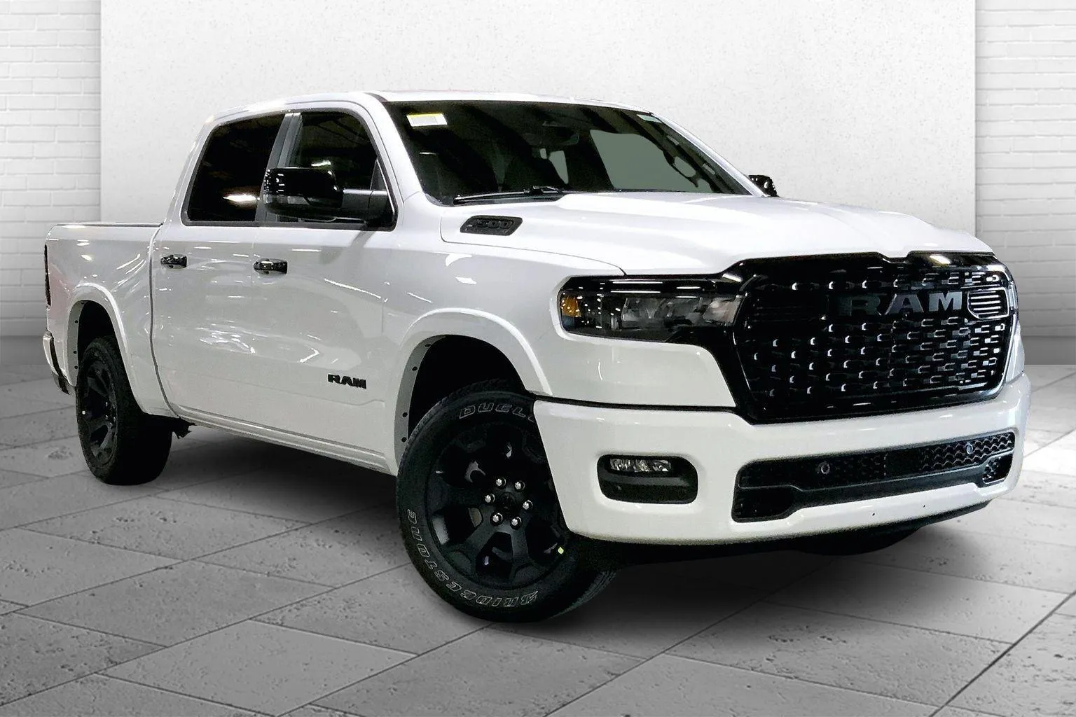 White 2026 RAM Ram 1500 RAM 1500 BIG HORN CREW CAB 4X4 5'7' BOX for sale in Kansas City, MO