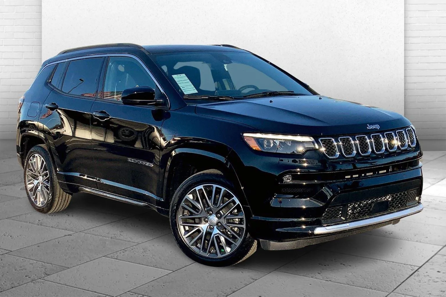 Black 2024 Jeep Compass Limited for sale in Kansas City, MO