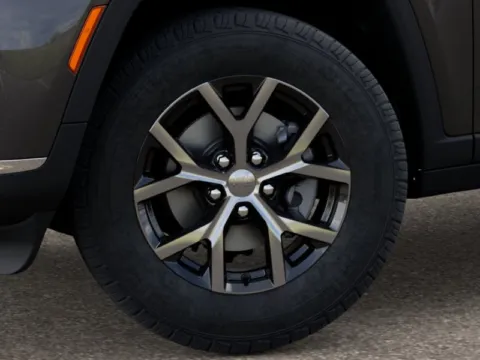 More photos of 2025 Jeep Grand Cherokee GRAND CHEROKEE L LIMITED 4X4 at Cable Dahmer Chrysler Dodge Jeep Ram of Kansas City, MO