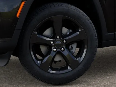 More photos of 2025 Jeep Grand Cherokee GRAND CHEROKEE L LIMITED 4X4 at Cable Dahmer Chrysler Dodge Jeep Ram of Kansas City, MO