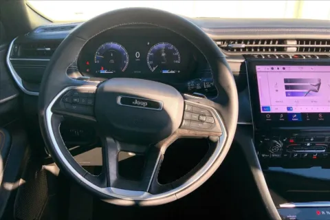 More photos of 2024 Jeep Grand Cherokee Limited 4x4 at Cable Dahmer Chrysler Dodge Jeep Ram of Kansas City, MO