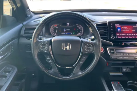 More photos of 2022 Honda Ridgeline Black Edition at Cable Dahmer Chrysler Dodge Jeep Ram of Kansas City, MO