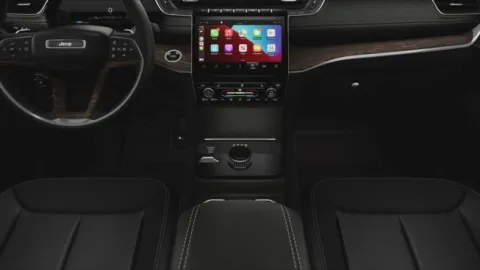 More photos of 2025 Jeep Grand Cherokee GRAND CHEROKEE LIMITED 4X4 at Cable Dahmer Chrysler Dodge Jeep Ram of Kansas City, MO