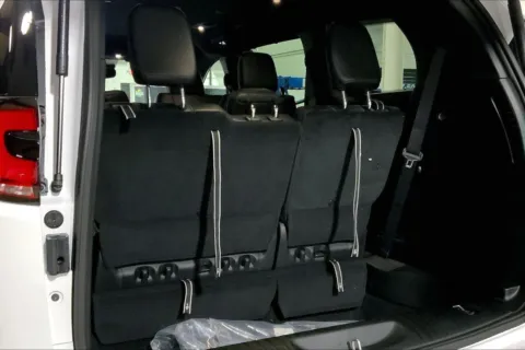 More photos of 2026 Chrysler Pacifica PACIFICA SELECT at Cable Dahmer Chrysler Dodge Jeep Ram of Kansas City, MO