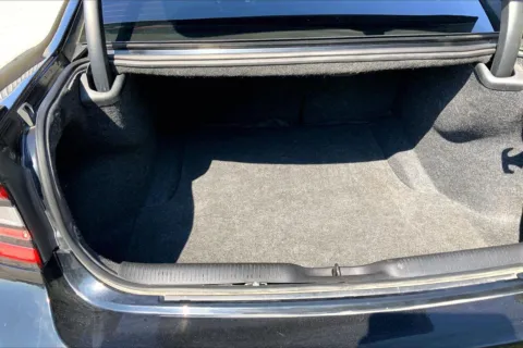 More photos of 2017 Dodge Charger R/T RWD at Cable Dahmer Chrysler Dodge Jeep Ram of Kansas City, MO