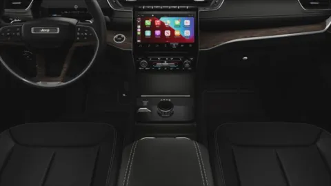 More photos of 2025 Jeep Grand Cherokee GRAND CHEROKEE L LIMITED 4X4 at Cable Dahmer Chrysler Dodge Jeep Ram of Kansas City, MO