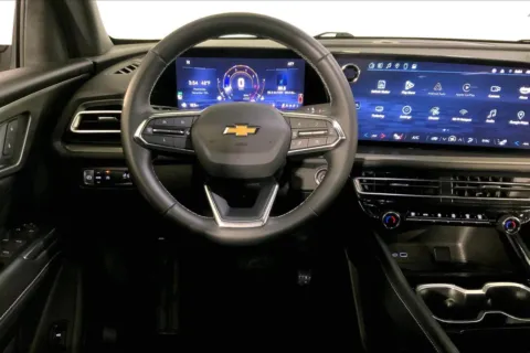 More photos of 2025 Chevrolet Traverse FWD LT at Cable Dahmer Chrysler Dodge Jeep Ram of Kansas City, MO