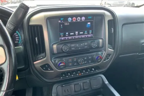 More photos of 2018 GMC Sierra 2500HD Denali at Cable Dahmer Chrysler Dodge Jeep Ram of Kansas City, MO