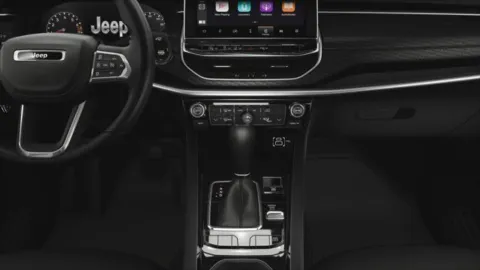 More photos of 2026 Jeep Compass COMPASS LIMITED 4X4 at Cable Dahmer Chrysler Dodge Jeep Ram of Kansas City, MO