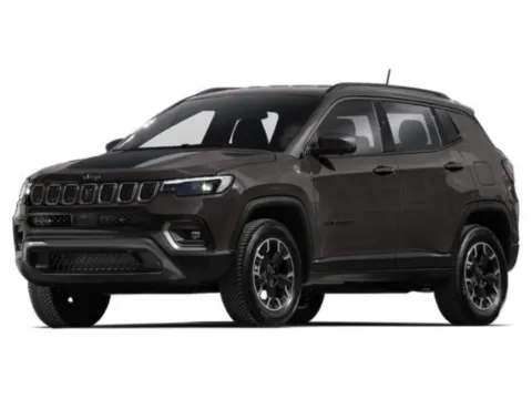Gray 2022 Jeep Compass Latitude 4x4 for sale in Kansas City, MO